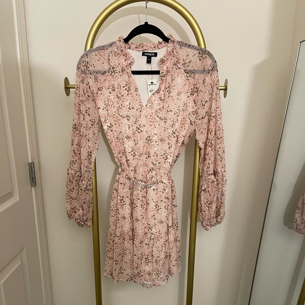Express shift dress in size small